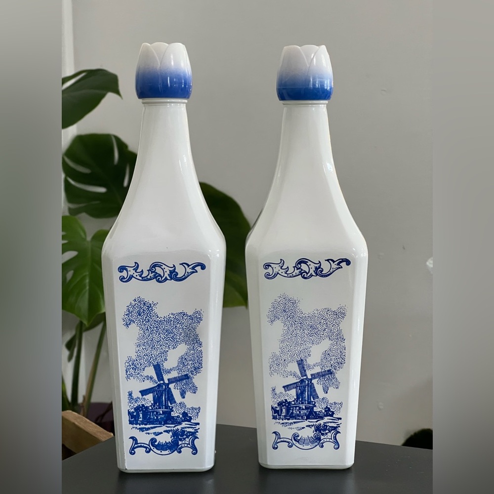 2 Vintage Blue and white Vandermint Dutch Windmill Bottle Decanter Tulip Cap